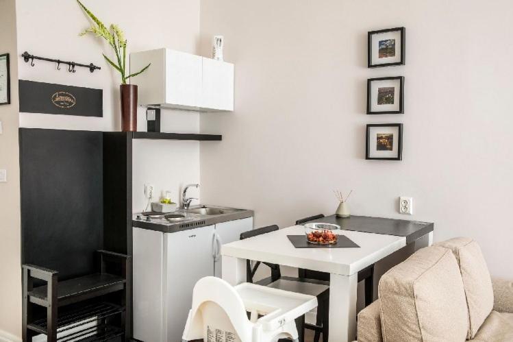 Home Living Dream Apartments Novi Sad Ngoại thất bức ảnh